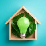 Le famiglie che risparmiano ogni mese fanno queste 10 mosse: come abbattono i costi in casa