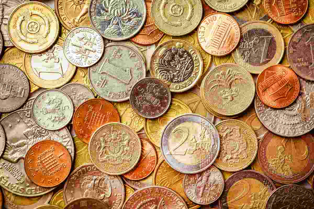 Vecchie monete sporche e ossidate? Non usare questo metodo o perderanno valore